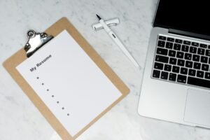 ATS-Friendly Resume and U.S. job search on a laptop